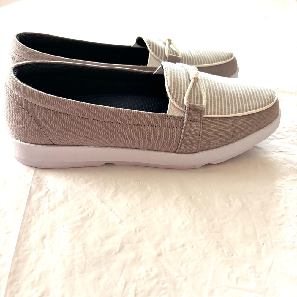 NWOT Island Surf Gray White FOM Gia Ortho Canvas Boat Loafers SZ 8.5